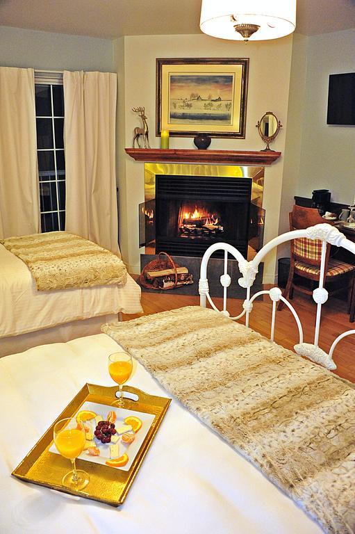 L'Authentique Auberge De Charlevoix Les Éboulements Extérieur photo